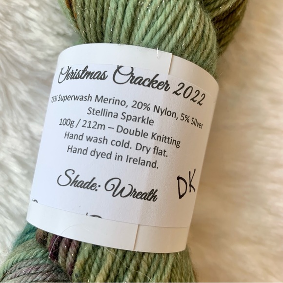 Townhouse Yarns 1 Skein Knitting Hat Yarn + Pattern Kit Limited Edition - Picture 4 of 12